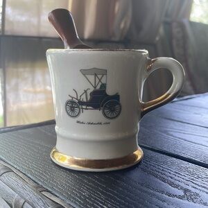 🪒 Vintage Millbern NYC Shaving Mug And Whisk Barber Broom 🪒